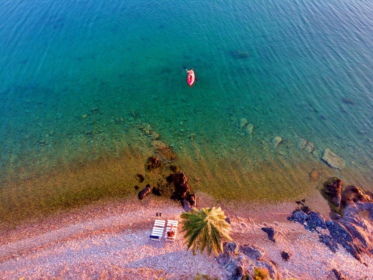 Beach Front Villa Melani Mytilene Exterior photo